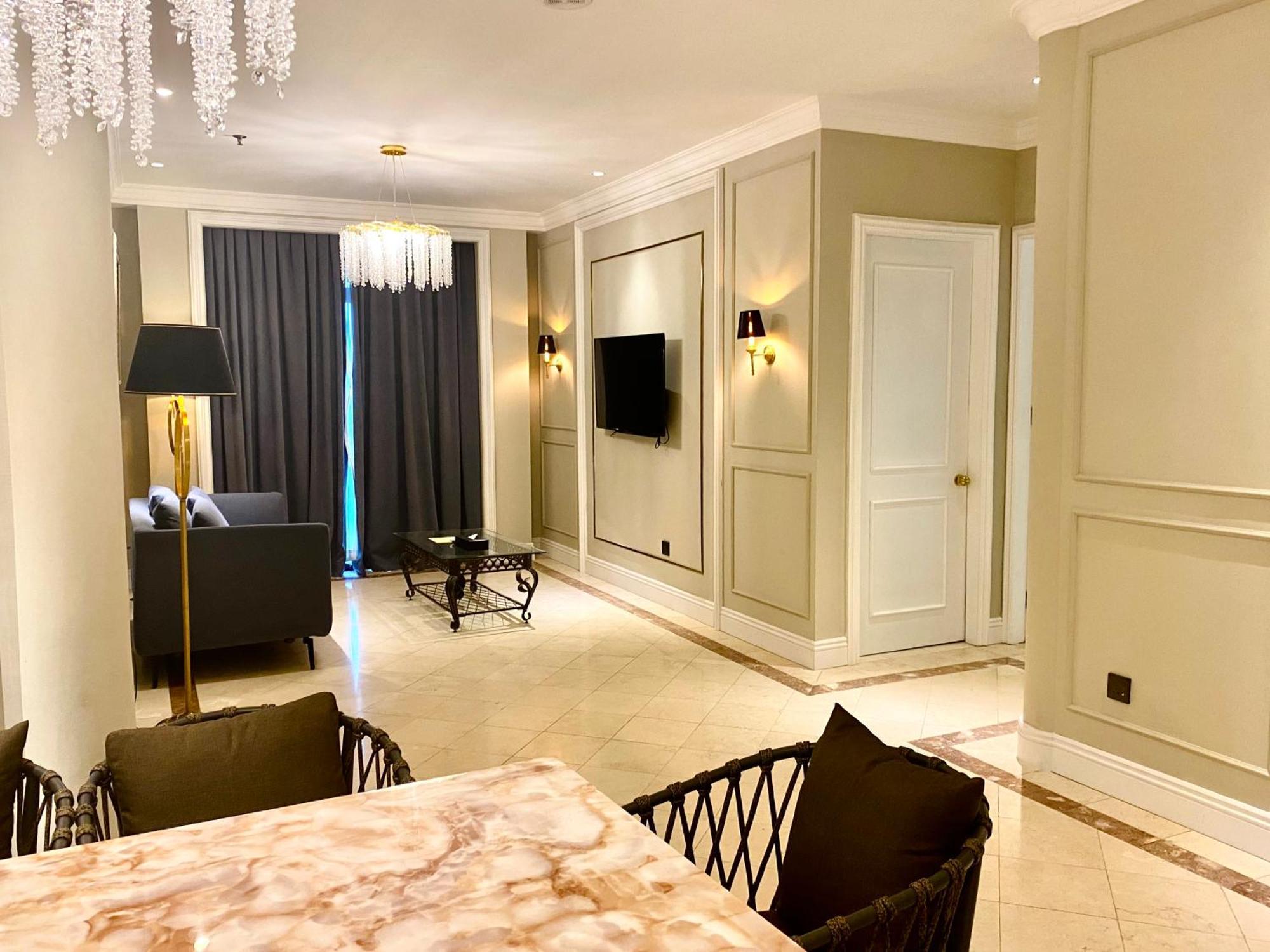 Grand Eska Hotel & Suites Batam Нагоя Екстериор снимка