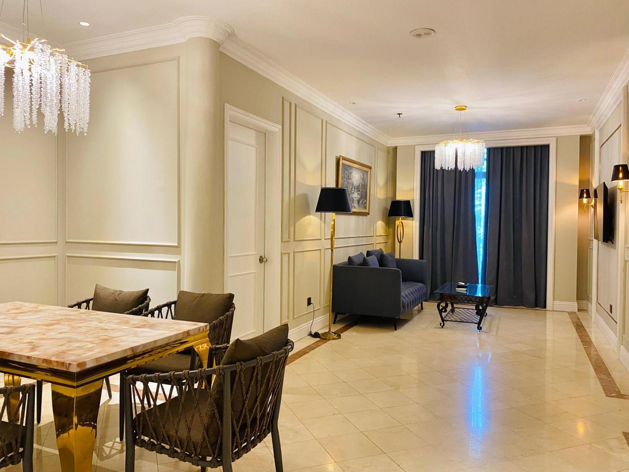 Grand Eska Hotel & Suites Batam Нагоя Екстериор снимка